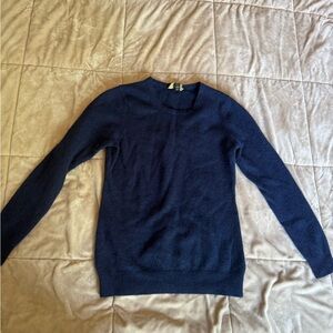 Classic Navy cashmere crewneck